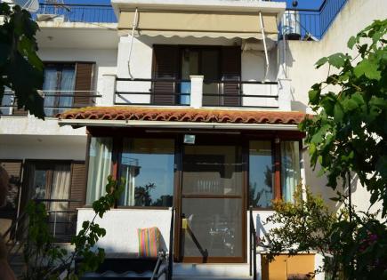 Maisonette for 189 000 euro in Saronida, Greece