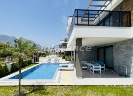 Villa for 950 000 euro in Camyuva, Turkey