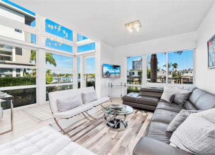 Maison urbaine pour 1 756 759 Euro à Miami, États-Unis