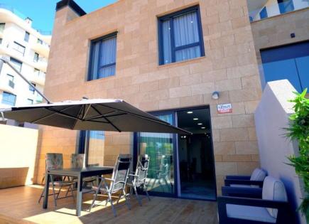 Casa adosada para 2 500 euro por mes en Villajoyosa, España