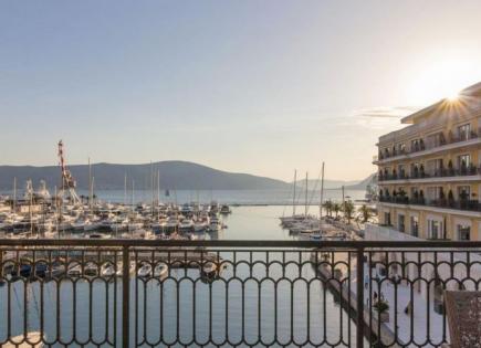 Wohnung für 990 000 euro in Tivat, Montenegro