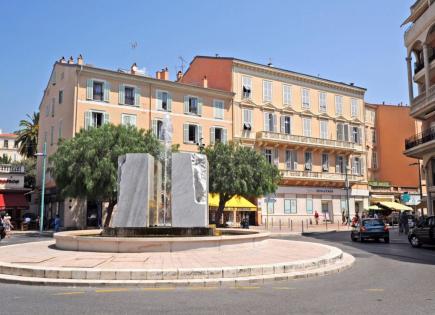 Apartment for 620 000 euro in Menton, France