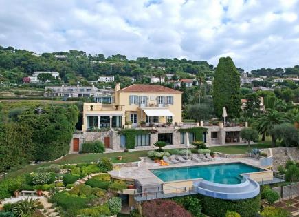 Villa in Cannes, France (price on request)