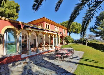 Villa in Mougins, France (price on request)