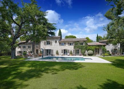 Villa in Mougins, France (price on request)