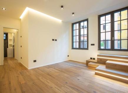Villa para 449 000 euro en Milán, Italia