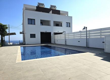 Villa for 1 300 000 euro in Limassol, Cyprus