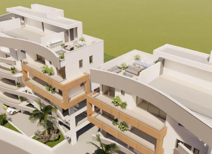 Apartamento para 345 000 euro en Lárnaca, Chipre