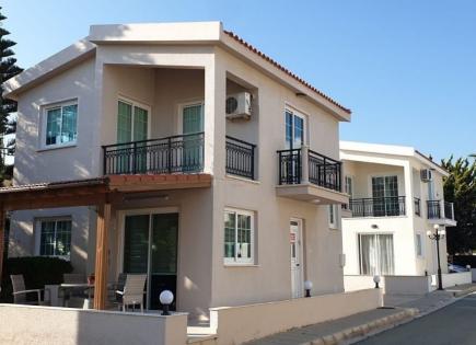 Stadthaus für 600 000 euro in Larnaka, Zypern