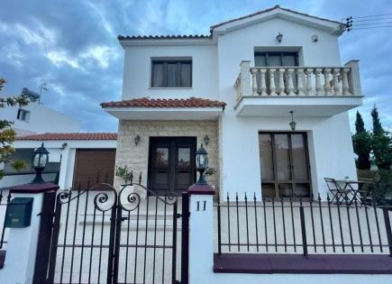 Townhouse for 440 000 euro in Larnaca, Cyprus