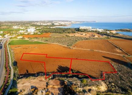 Terrain pour 1 700 000 Euro à Protaras, Chypre