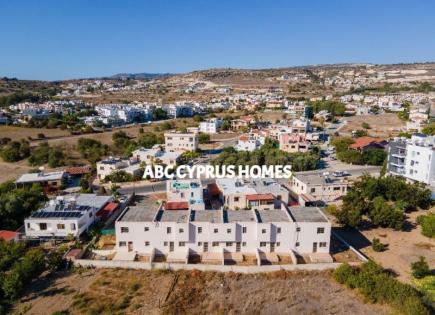 Commercial apartment building for 600 000 euro in Paphos, Cyprus