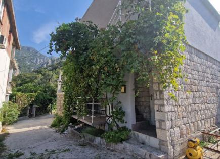 House for 60 000 euro in Sutomore, Montenegro