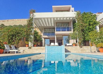 Villa for 850 000 euro in Kalkan, Turkey