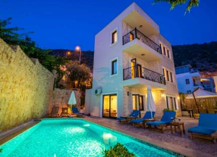 Wohnung für 740 000 euro in Kalkan, Türkei