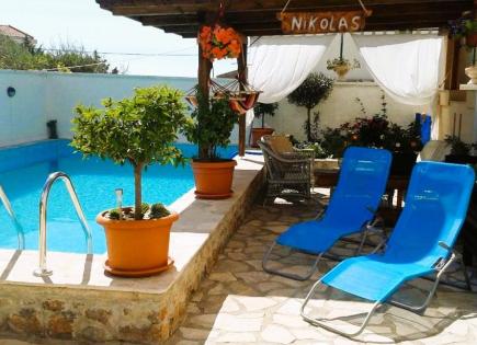 Casa para 300 000 euro en Budva, Montenegro