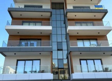 Biens commerciaux pour 1 945 000 Euro à Paphos, Chypre