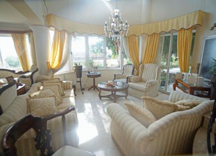Villa for 1 600 000 euro in Paphos, Cyprus