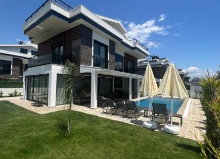 Villa für 825 300 euro in Fethiye, Türkei