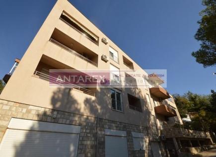 Apartment für 190 000 euro in Kumbor, Montenegro