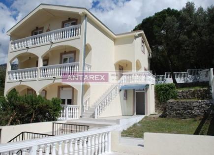 Villa pour 325 000 Euro à Herceg-Novi, Monténégro