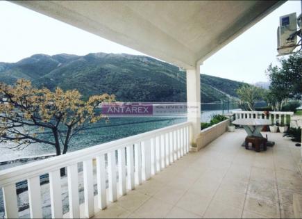 Villa para 1 470 000 euro en Lepetani, Montenegro