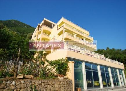 Propiedad comercial para 2 700 000 euro en Stoliv, Montenegro