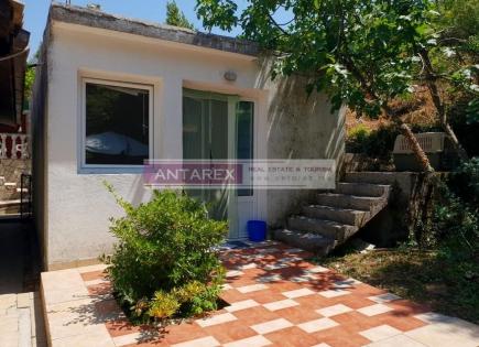 Villa pour 120 000 Euro sur la Luštica, Monténégro