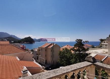 Villa for 800 000 euro in Petrovac, Montenegro