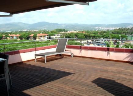 Apartment for 630 000 euro in Gava Mar, Spain