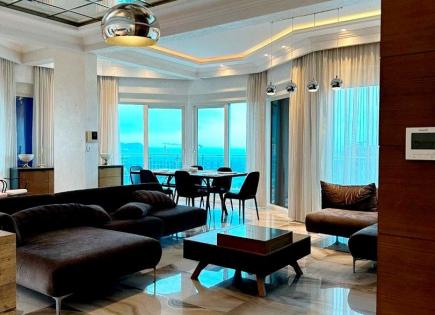 Wohnung für 650 000 euro in Becici, Montenegro