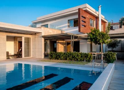 Villa for 1 700 000 euro in Paphos, Cyprus