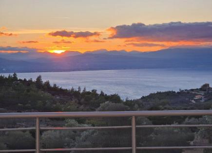 Casa para 500 000 euro en Loutraki, Grecia