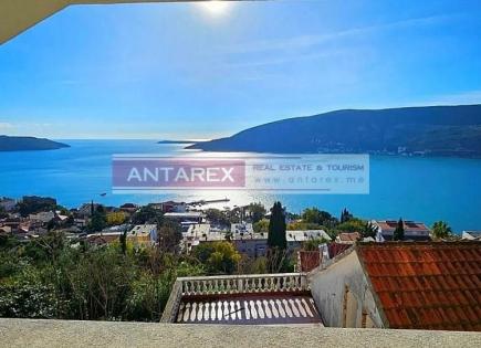 Villa for 785 000 euro in Herceg-Novi, Montenegro