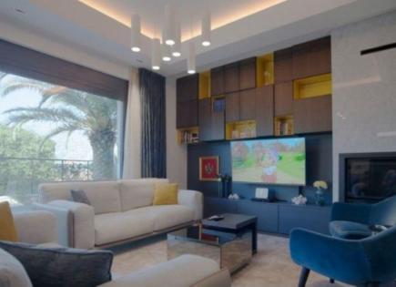 Casa para 879 000 euro en Dobrota, Montenegro