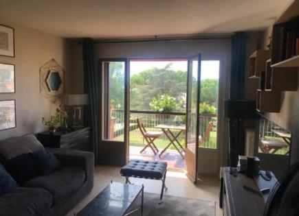 Apartment for 318 000 euro in Cannes, France