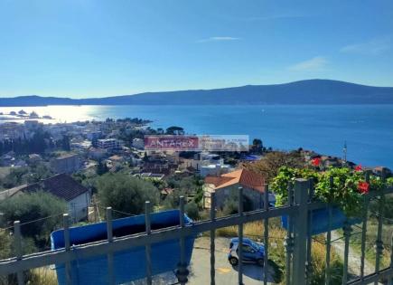 Villa für 1 650 000 euro in Tivat, Montenegro