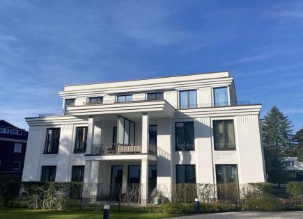 Flat for 4 100 000 euro in Berlin, Germany