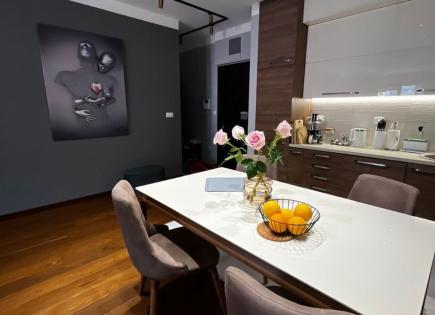 Piso para 330 000 euro en Budva, Montenegro