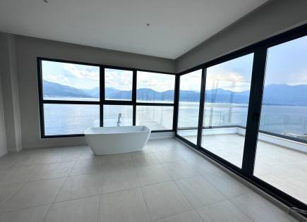 Villa für 530 000 euro in Tivat, Montenegro