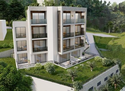 Piso para 132 160 euro en Tivat, Montenegro