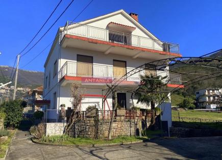 Villa for 365 000 euro in Zelenika, Montenegro