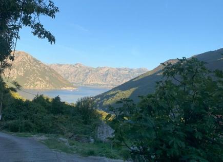 Land for 50 000 euro in Morinj, Montenegro