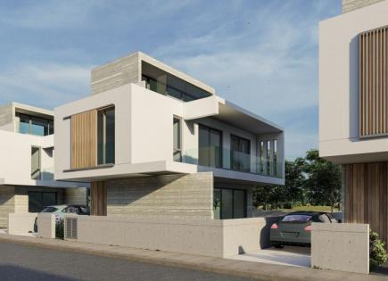 Villa for 750 000 euro in Paphos, Cyprus