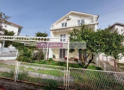 Villa for 290 000 euro in Herceg-Novi, Montenegro