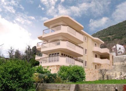Apartment for 265 000 euro in Bijela, Montenegro