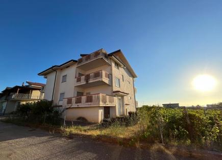 House for 260 000 euro in Santa Maria del Cedro, Italy