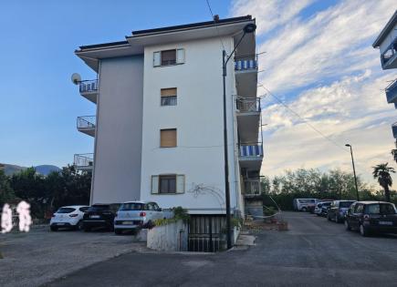 Flat for 64 000 euro in Santa Maria del Cedro, Italy