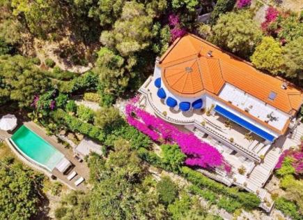 Villa for 3 900 000 euro in Ventimiglia, Italy