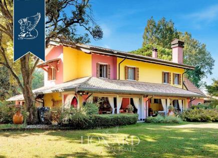 Villa in Venice, Italy (price on request)